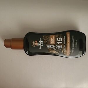Instant Bronzer Spray Gel with Sunscreen SPF 15